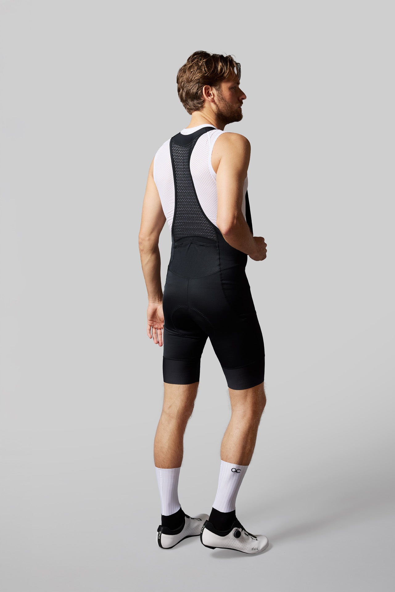 Intermediate cycling shorts short