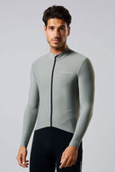 Acelera Maillot de ciclismo de manga larga forrado para hombre Pro - Gray Vista frontal #Color_Gray